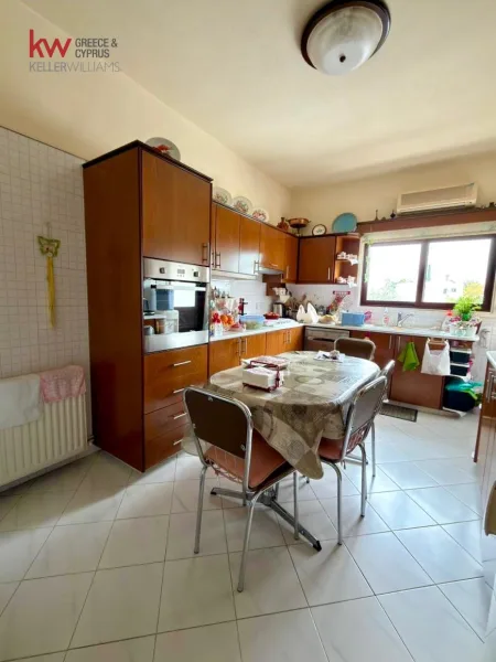 Detached House for sale