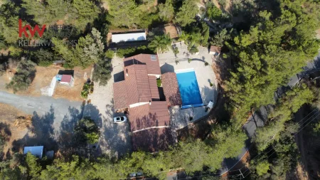 Casa indipendente in vendita