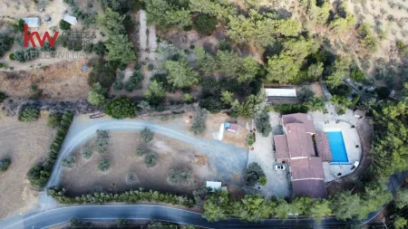 Casa indipendente in vendita