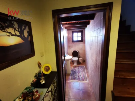 Casa indipendente in vendita