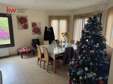 Villa for sale