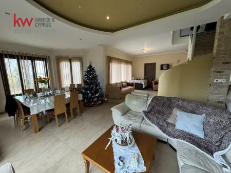 Villa for sale