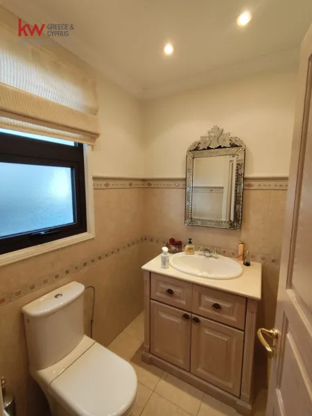 Detached House for sale