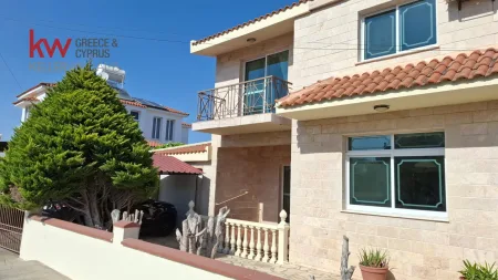 Casa indipendente in vendita