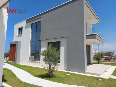 Casa indipendente in vendita