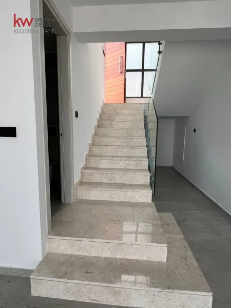 Villa zum Kauf