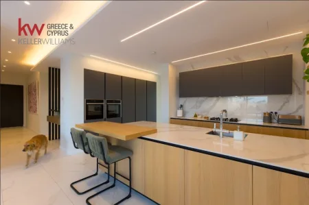 Villa for sale