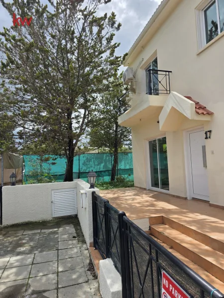 Casa indipendente in vendita