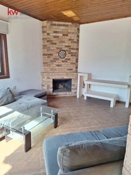 Detached House for sale