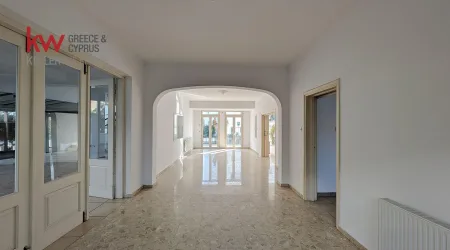 Casa indipendente in vendita