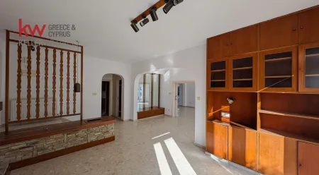 Casa indipendente in vendita