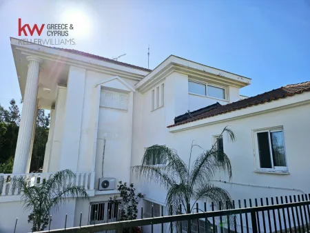 Villa for sale