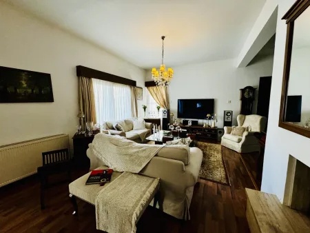 Detached House for sale