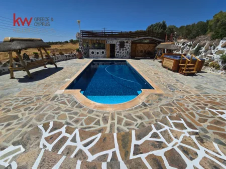 Villa for sale