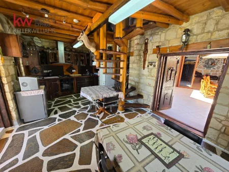 Villa for sale