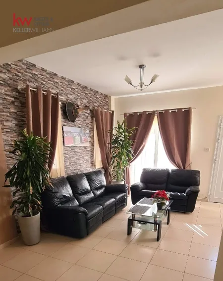 Detached House for sale