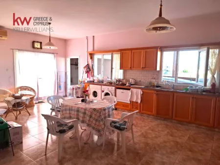 Casa indipendente in vendita