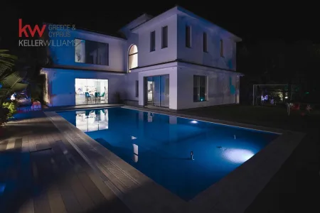 Βίλα προς πώληση