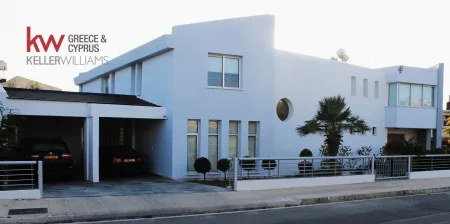 Villa zum Kauf