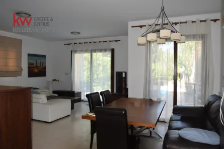 Casa indipendente in vendita