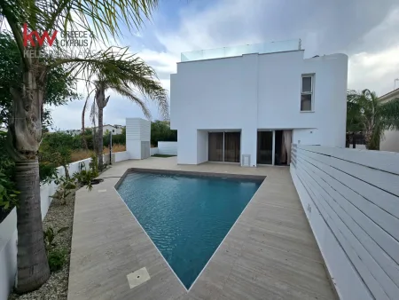 Villa zum Kauf