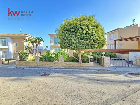 Villa for sale