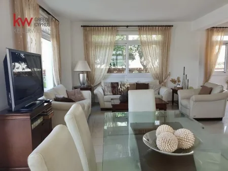 Villa for sale