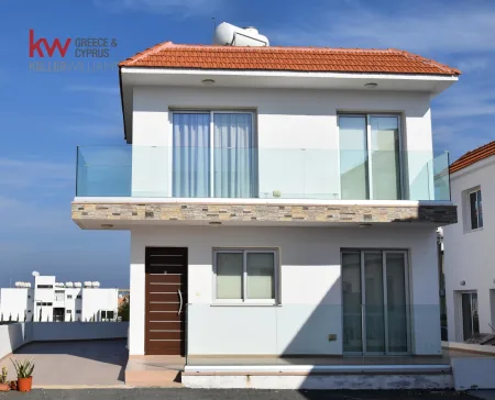 Maisonette for sale