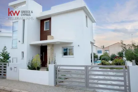 Villa for sale