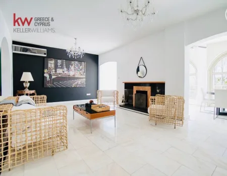 Casa indipendente in vendita