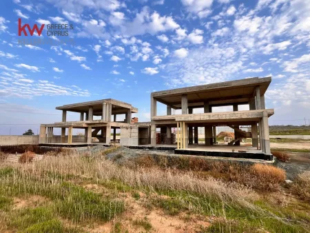 Villa for sale