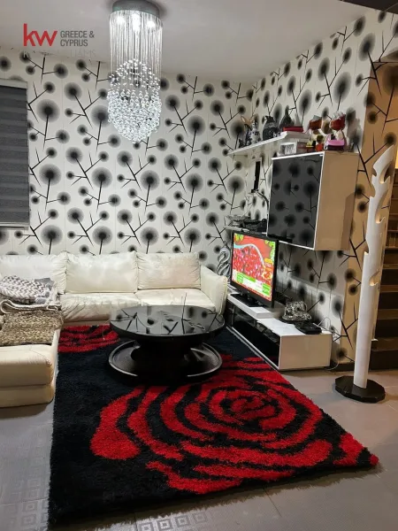 Casa indipendente in vendita
