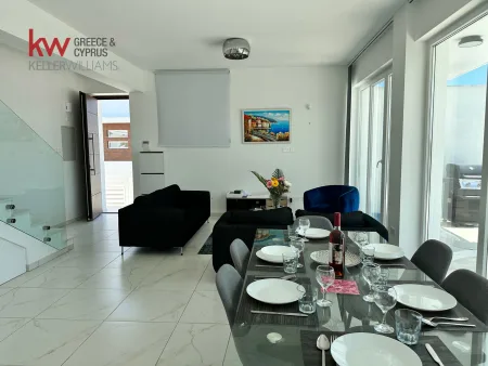 Villa for sale