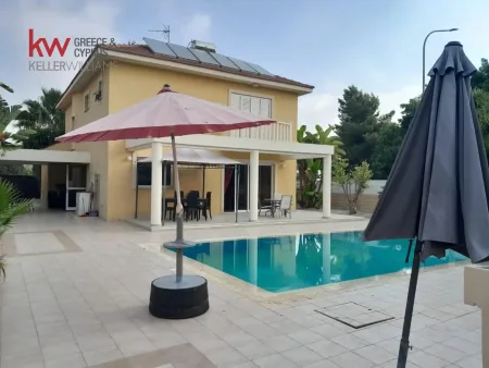 Villa in vendita
