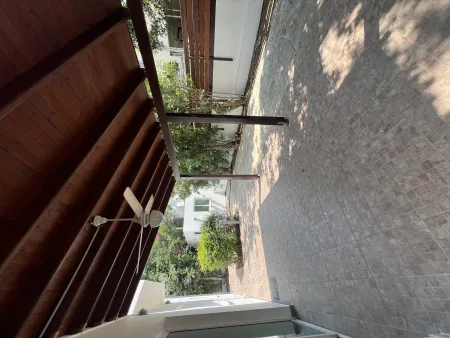 Casa indipendente in vendita