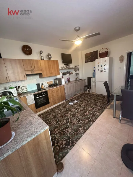 Semi-detached House for sale