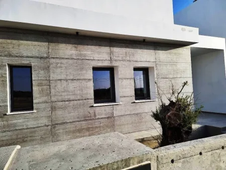 Casa indipendente in vendita
