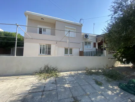Casa indipendente in vendita