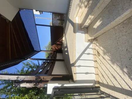 Casa indipendente in vendita