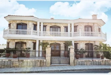 Βίλα προς πώληση