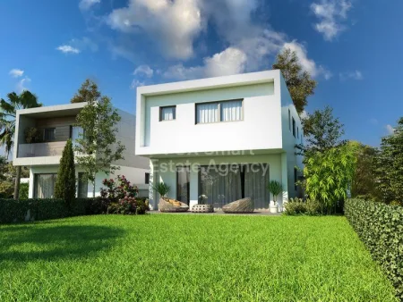 Μπανγκαλόου προς πώληση