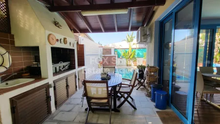 בונגלו למכירה