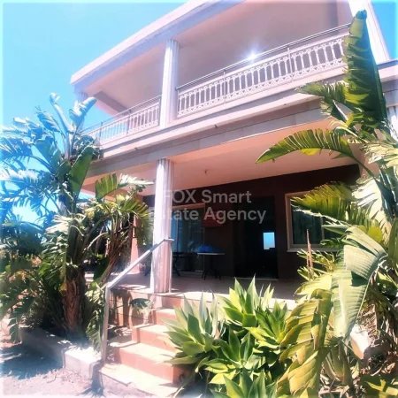 Bungalow for sale