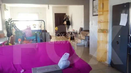 Μπανγκαλόου προς πώληση