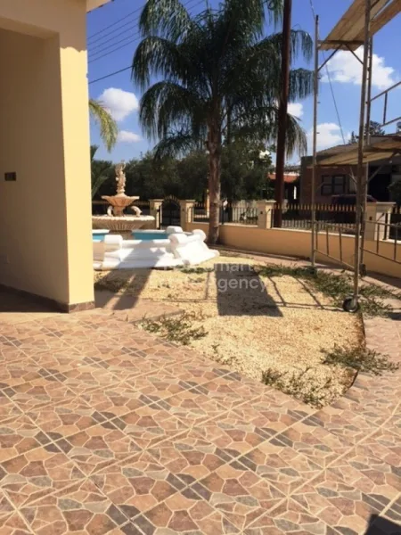 Bungalow for sale