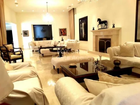 Bungalow for sale