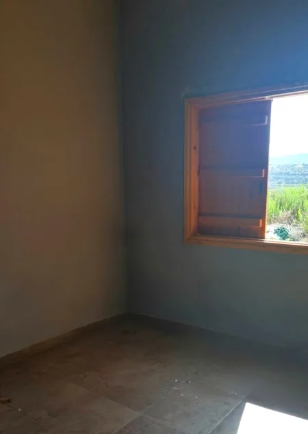Μπανγκαλόου προς πώληση