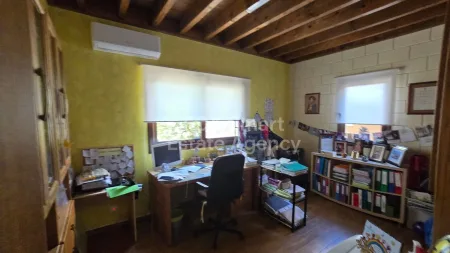Μπανγκαλόου προς ενοικίαση
