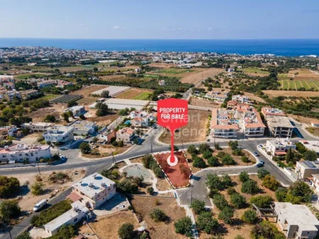 Empa, Paphos