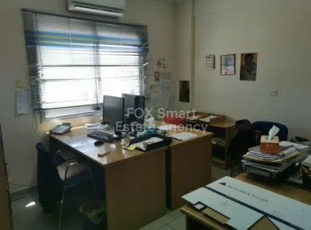 Γραφείο προς ενοικίαση